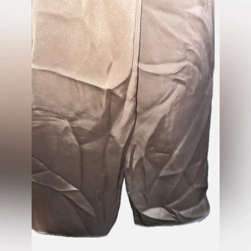 Express Dress with Knot Detail - Picture 5 of 9